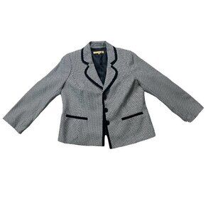 Women's Nipon Boutique 3-Button Blazer, 14W